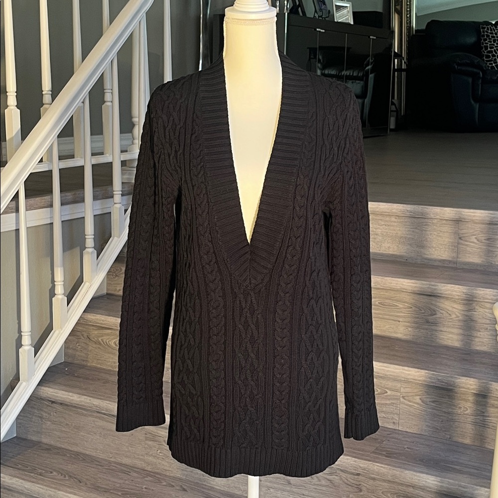 Jean Pierre V-Neck Sweater